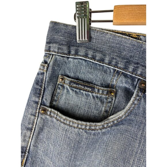 Street Preppy Calvin Klein Jeans, Straight Leg Medium Wash, Men's 34X29 - Picture 7 of 9